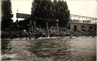 1941 Budapest III. Békásmegyer, Duna part, Tungsram üdülő, strand, photo
