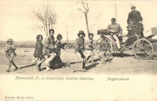 Nagybecskerek, Velky Beckerek, Zrenjanin; cigányok főúrral; roma nyelvű szöveggel. Felvette és kiadja Oldal / Kurmanduk P, a áláczolkájá, Unalina dakalina / gypsy children with noble man. Romany text