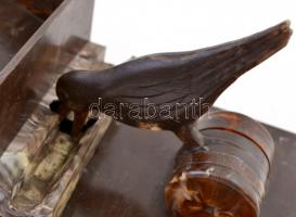 Madaras cigarettaadagoló, műanyag, 22x10x8 cm