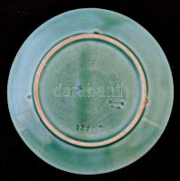 Schütz Cilli szecessziós süteményes tányér, kézzel festett, apró máz hibákkal, jelzett, d:17 cm