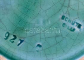 Schütz Cilli szecessziós süteményes tányér, kézzel festett, apró máz hibákkal, jelzett, d:17 cm