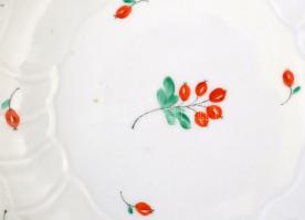 Herendi csipkebogyó mintás porcelán tál, kézzel festett, jelzett, hibátlan, d: 20 cm