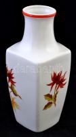 Hollóházi virágmintás porcelán váza, jelzett, hibátlan,  m: 23 cm
