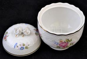 Hollóházi virágmintás porcelán bonbonier, jelzett, apró lepattanással,  m: 13 cm