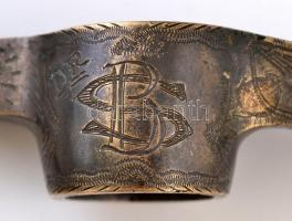 1943-1944 "Becsülettel a hazáért / Szerbia 1943-44 / Dr. B. S. (S. B.?)" feliratú, gazdago...