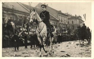 1938 Kassa, Kosice; bevonulás, Horthy Miklós lovon / entry of the Hungarian troops (EK)