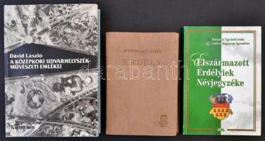 Vegyes helytörténeti tétel, 3 db:  Dávid László: A középkori udvarhelyszék művészeti emlékei. Bukarest, 1981, Kriterion. Kiadói kartonált papírkötésben, kissé szakadt kiadói papír védőborítóval. Zathureczky Gyula: Erdély, amióta másképp hívják. Bp., 1939, Magyar Élet. Kiadói egészvászon-kötés. Elszármazott Erdélyiek Névjegyzéke. Szerk.: Domokos István. h.n.,2005, Hungária Ügyviteli Iroda Erélyi Magyarok Egyesülete. Kiadói papírkötés.