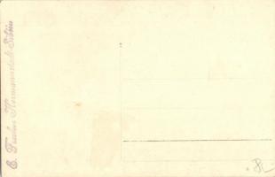 Nagyszeben, Hermannstadt, Sibiu; téli utcakép a toronyórával / snow covered street view with clock t...