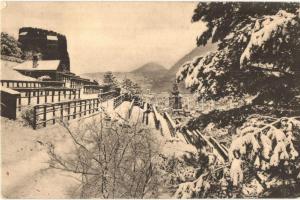 Brassó, Brasov, Kronstadt; hófödte vár télen / snow covered castle panorama in winter