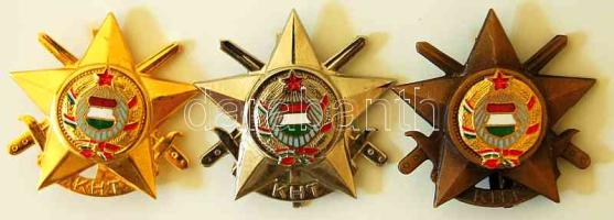 3db klf "KHT" kitűző arany, ezüst, bronz T:1