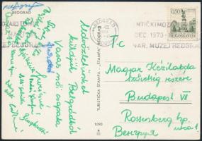 A Vasas női kézilabda csapatának Belgrádból hazaküldött képeslapja aláírásokkal