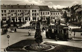 Szombathely, Állami áruház, villamosok - 2 db MODERN fekete-fehér képeslap / 2 modern postcards