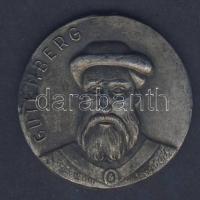 1948. "Gutenberg" díjérme T:3 fül letörve
