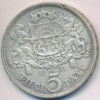 Lettország 1931. 5L Ag T:2- kis patina, ü.
Latvia 1931. 5 Lati Ag C:VF small patina, ding
Krause K...