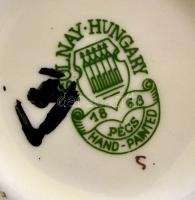 Zsolnay virág mintás váza, kézzel festett, jelzett, hibátlan, m:11,5 cm