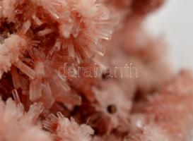 Gyönyörű gipszkristály, 10x6x5 cm