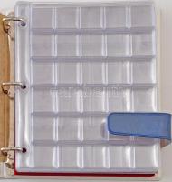 Háromgyűrűs érmeberakó 8 lappal és piros színű elválasztó lapokkal, használatlan, kifogástalan állap...