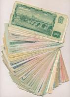 Vegyes 71db-os magyar forint és külföldi (főleg csehszlovák és jugoszláv) bankjegy tétel, közte Cseh...