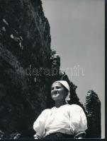 1968 Hollókő, 4 db jelzett, vintage fotóművészeti alkotás, 24x18 cm és 21x16,5 cm között