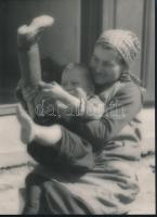 cca 1943 Unghváry Iván és Pöltinger Gusztáv hagyatékából 1-1 db jelzés nélküli vintage fotóművészeti...