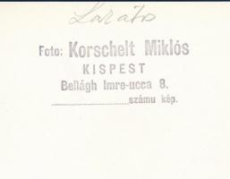 cca 1937 Korschelt Miklós (1900-1982): Lakatos, pecséttel jelzett vintage fotóművészeti alkotás, 22,...