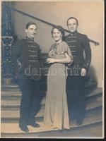 Báli ruhák divatja az 1930-as évekből, 3 db vintage fénykép, kettő jelzett, 17,5x23 cm és 16x22,5 cm...