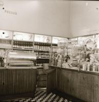 cca 1965 Kecskeméti városképek, 13 db szabadon felhasználható vintage negatív, 6x6 cm