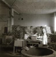 cca 1965 Kecskeméti városképek, 13 db szabadon felhasználható vintage negatív, 6x6 cm