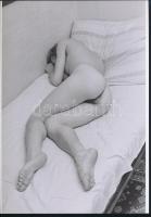 cca 1976 Fekvő képek, 4 db szolidan erotikus fénykép, vintage negatívokról készült mai nagyítások, 1...