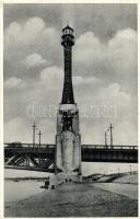 Budapest, Horthy Miklós híd a haditengerészeti emlékművel