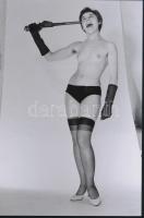cca 1969 Csőre töltve, 3 db szolidan erotikus fénykép, vintage negatívokról készült mai nagyítások, 24x16 cm / 3 erotic photos, 24x16 cm