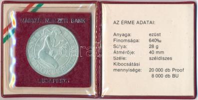 1984. 500Ft Ag "Nők évtizede" eredeti tokban, tanúsítvánnyal T:BU 
Adamo EM77