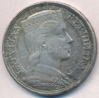 Lettország 1929. 5L Ag T:2 ph., patina 
Latvia 1929. 5 Lati Ag C:XF edge error, patina
Krause KM# ...