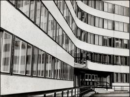 cca 1975 Kalocsai Rudolf (?-?) budapesti fotóművész hagyatékából, 2 db feliratozott vintage fotóművé...