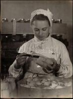 cca 1967 Medgyesi László (?-?) kecskeméti fotóművész hagyatékából 2 db feliratozott vintage fotóművé...