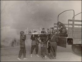 cca 1968 Medgyesi László (?-?) kecskeméti fotóművész hagyatékából 3 db vintage fotóművészeti alkotás, 30x40 cm