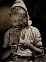 cca 1938 Osoha László (?-?) budapesti fotóművész hagyatékából, jelzés nélküli, vintage fotóművészeti alkotás, 40x30 cm