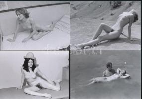 cca 1975 Mindent megmutatunk, 44 db szolidan erotikus fénykép, vintage negatívokról készült mai nagy...