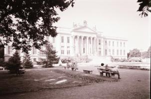 cca 1977 Szegedi városképek, 26 db szabadon felhasználható negatív, 6x6 és 6x9 cm között