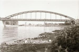 cca 1977 Szegedi városképek, 26 db szabadon felhasználható negatív, 6x6 és 6x9 cm között