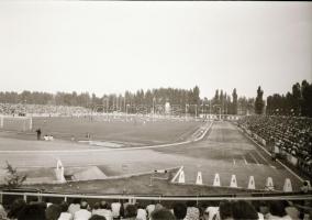 cca 1977 Szegedi városképek, 26 db szabadon felhasználható negatív, 6x6 és 6x9 cm között