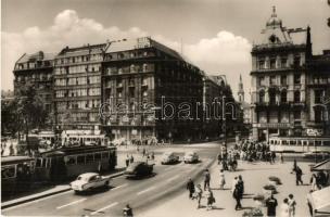 Budapest, Képzőművészeti Alap Kiadóvállalat - 46 db fekete-fehér képeslap az 50-es évekből, érdekes ...