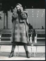 cca 1970-1980 Divatfotók, 5 db, 24x18 cm