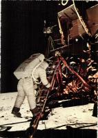 6 db MODERN főleg megíratlan űrhajózás motívumlap: holdra szállás, rakétakilövés, szovjet asztronauták / 6 MODERN mostly unused astronautics motive cards: Lunar landing, space shuttles, Soviet astronauts