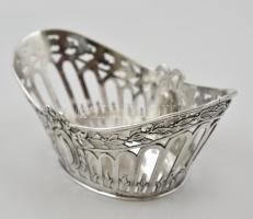 Ezüst(Ag) áttört ovális kosárka, jelzett, 14x7,4 cm, nettó: 124,5 cm