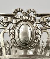 Ezüst(Ag) áttört ovális kosárka, jelzett, 14x7,4 cm, nettó: 124,5 cm