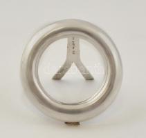 Ezüst(Ag) kerek képkeret, támasztólábbal, jelzett, f: 6,6 cm, nettó: 31,2 g