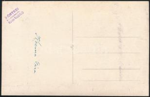 cca 1940 Kozma Géza (1902-1986) zeneszerző portréja, fotólap Körtesi marosvásárhelyi műterméből, hát...