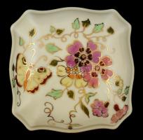 Zsolnay pillangó mintás dobozka, kézzel festett, jelzett, hibátlan, 10×10 cm