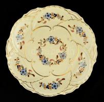 Zsolnay virágmintás porcelán süteményes készlet, 6 db kis + 1 nagy tányér, máz alatti repedésekkel, ...